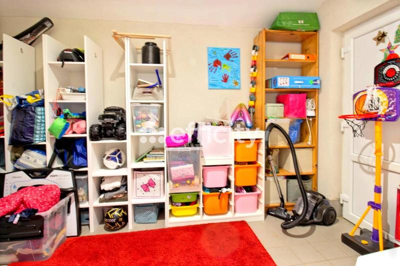 Maison - 105 m² - 4 pièces