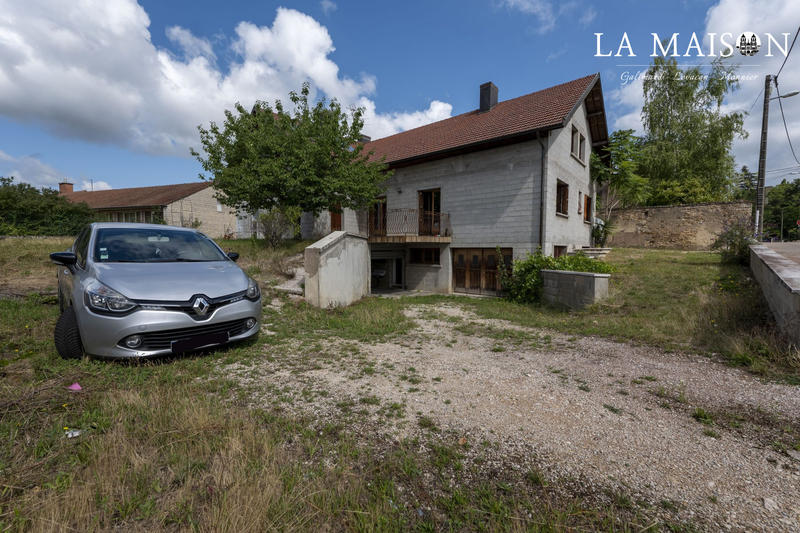 Maison - 170 m² - 7 pièces