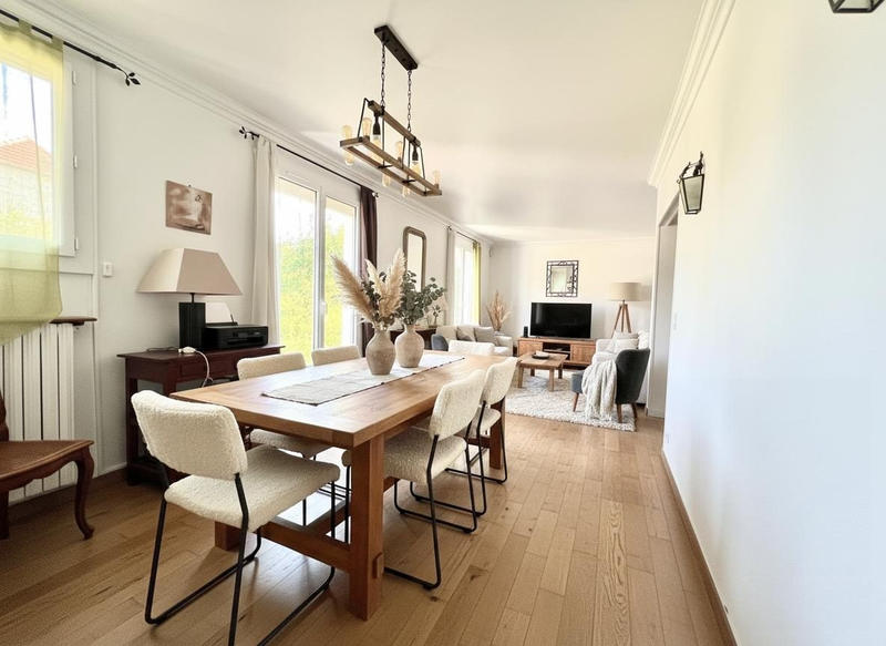 Maison - 101 m² - 5 pièces