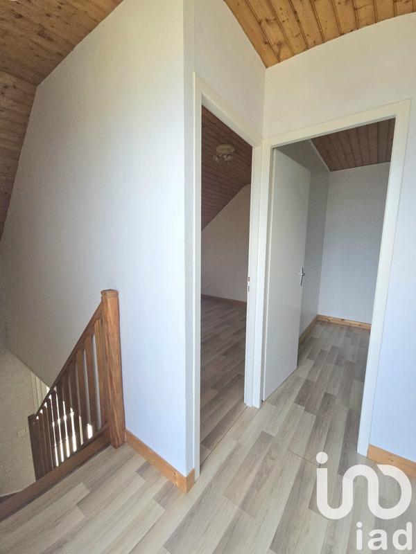 Appartement - 99 m² - 6 pièces