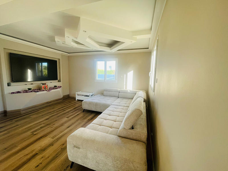 Maison - 138 m² - 5 pièces