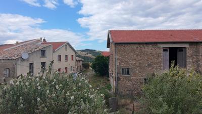 Maison - 200 m² - 4 pièces