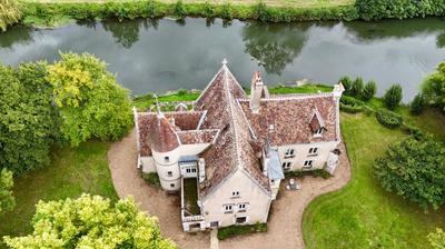 Villa - 431 m² - 13 pièces