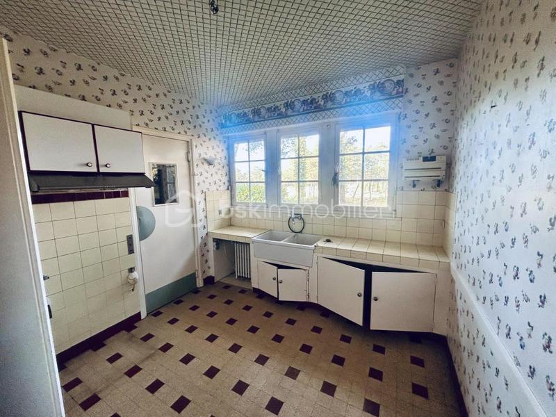 Demeure - 235 m² - 10 pièces