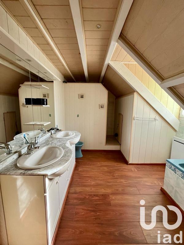 Maison - 267 m² - 6 pièces