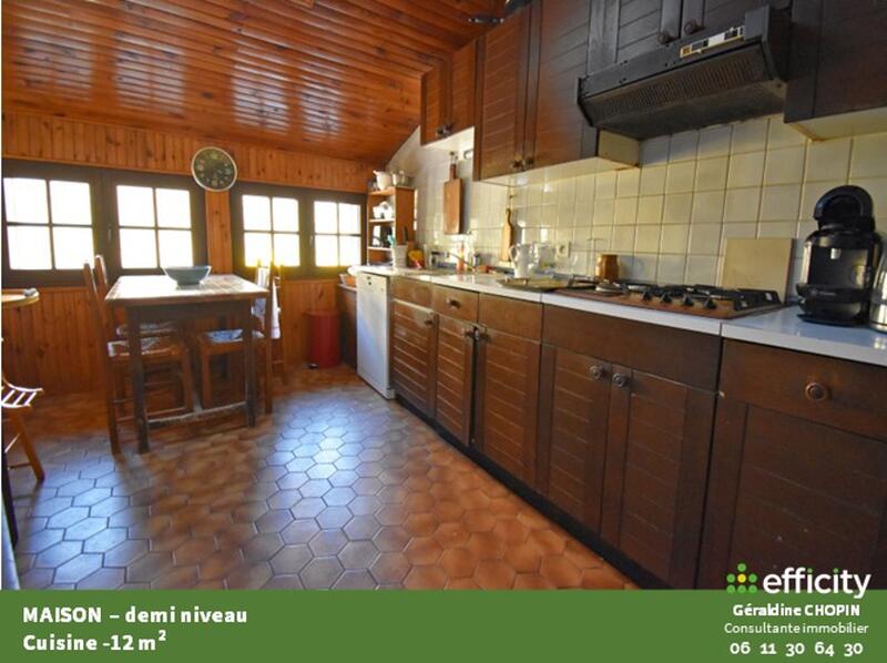 Pavillon - 160 m² - 7 pièces