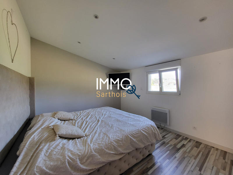 Maison - 179 m² - 6 pièces