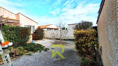 Maison traditionnelle - 95 m² - 4 pièces