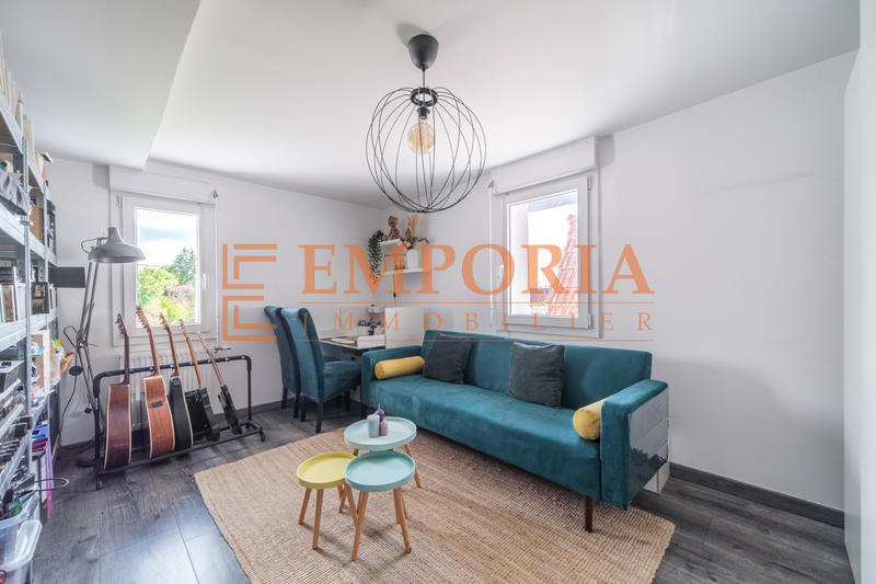 Maison - 91 m² - 6 pièces