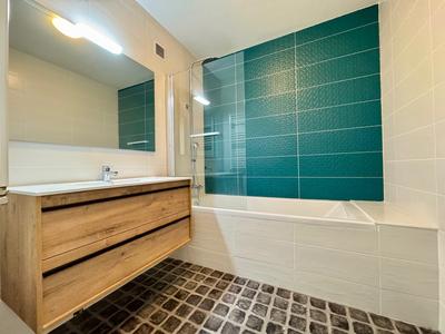 Appartement - 76 m² - 4 pièces