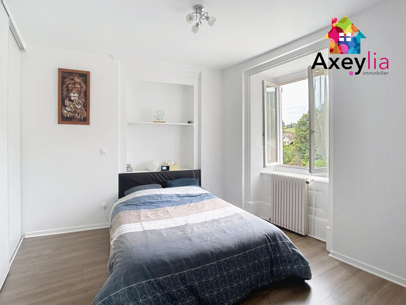 Maison - 158 m² - 7 pièces