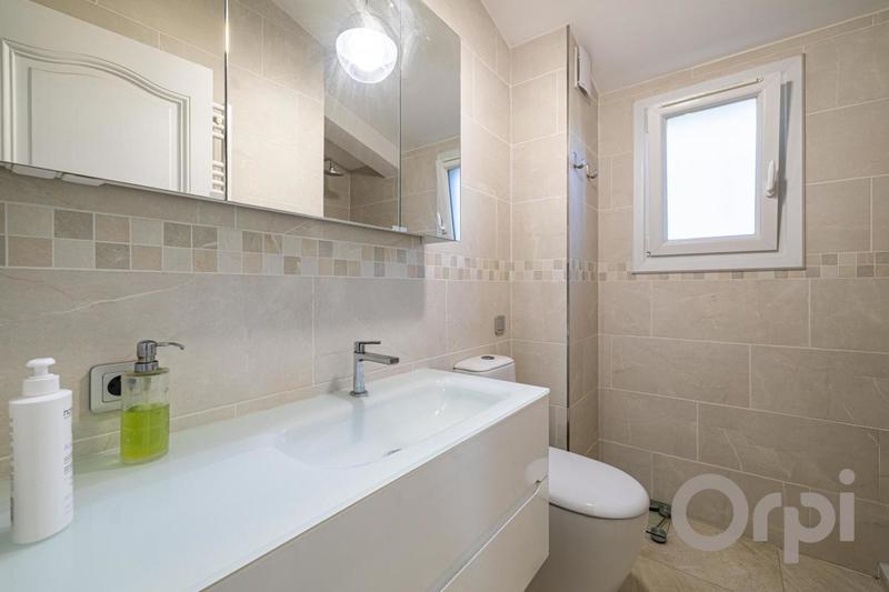 Villa - 190 m² - 6 pièces