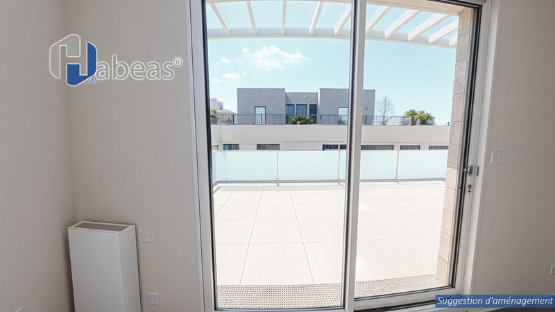 Appartement - 102 m² - 4 pièces