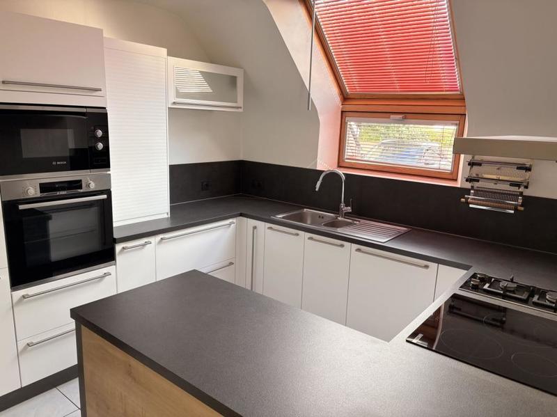 Maison - 90 m² - 6 pièces