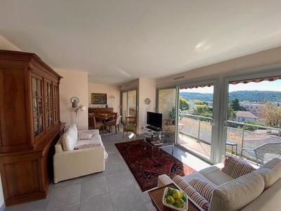 Appartement - 89 m² - 4 pièces