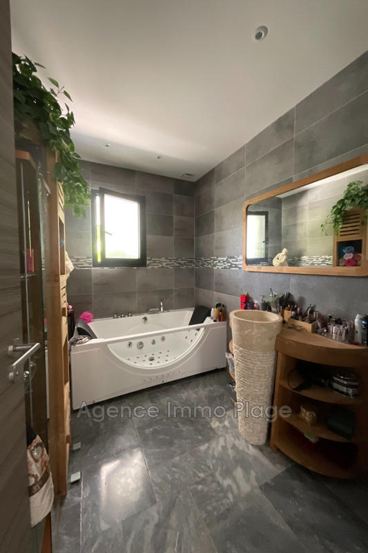 Demeure - 126 m² - 5 pièces