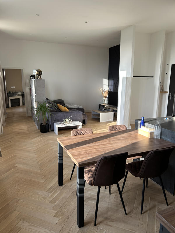 Appartement - 85 m² - 4 pièces