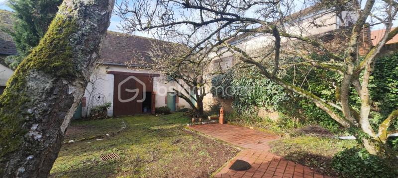 Maison de ville - 217 m² - 9 pièces