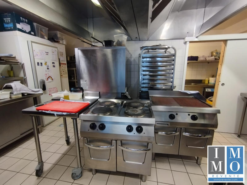 Fonds de commerce - Hôtellerie / Restauration - 246 m²