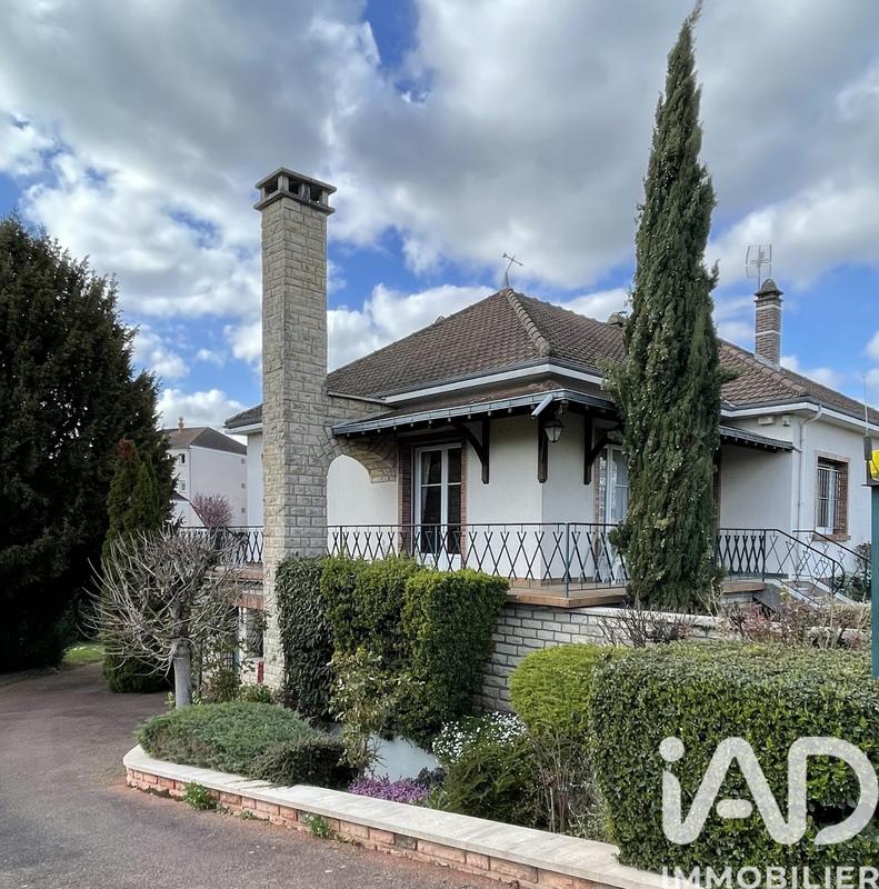 Maison - 160 m² - 7 pièces