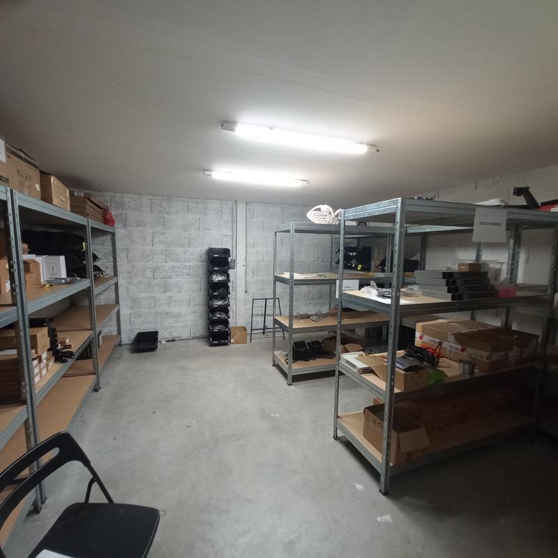 Local d'activités - 691 m²