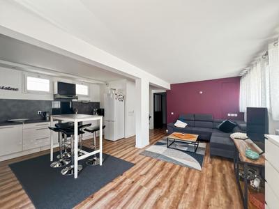 Appartement - 112 m² - 5 pièces