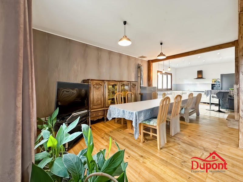 Maison - 143 m² - 6 pièces