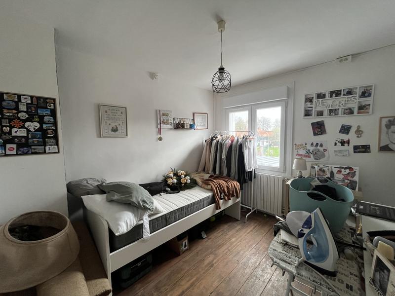 Maison - 89 m² - 5 pièces