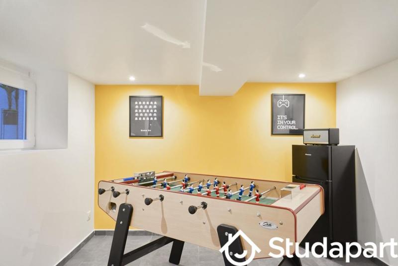 Chambre - 13 m² - 1 pièce