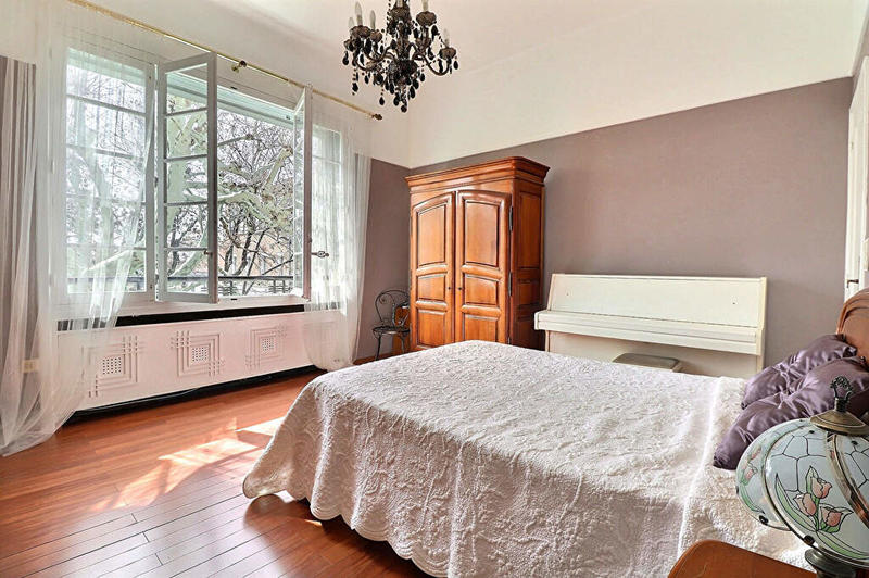 Maison - 200 m² - 8 pièces