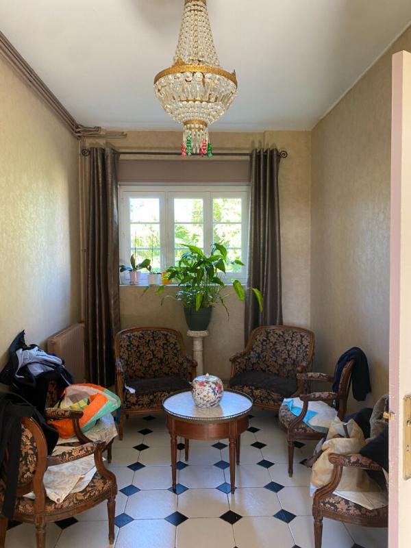 Demeure - 275 m² - 10 pièces