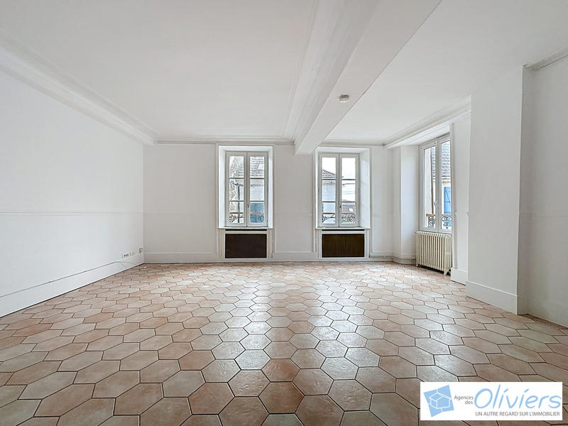 Appartement - 109 m² - 4 pièces