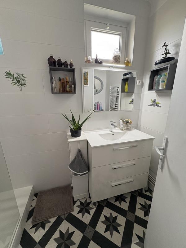 Appartement - 90 m² - 4 pièces