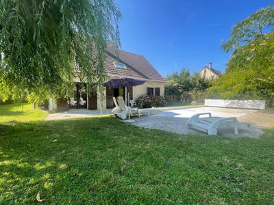 Maison - 191 m² - 7 pièces