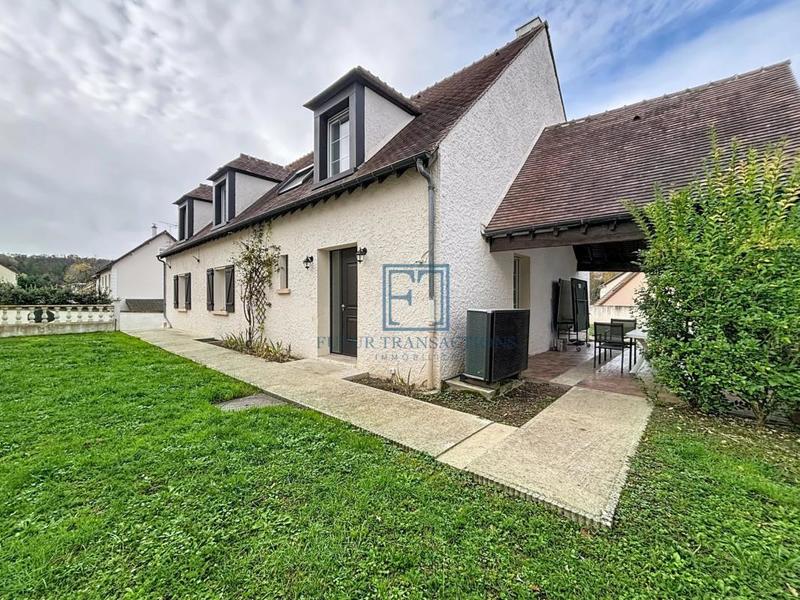 Maison - 211 m² - 9 pièces