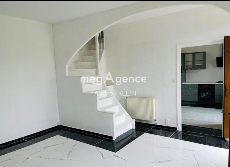 Maison de ville - 69 m² - 4 pièces