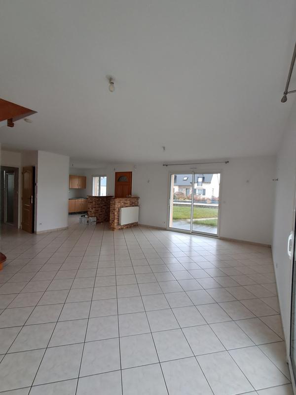 Maison - 105 m² - 5 pièces