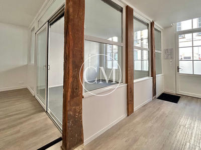 Local commercial - 136 m² - 7 pièces