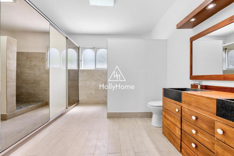 Maison ancienne - 265 m² - 5 pièces