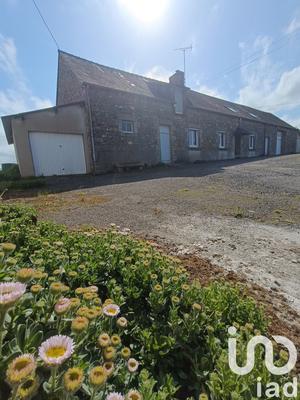 Maison - 111 m² - 8 pièces