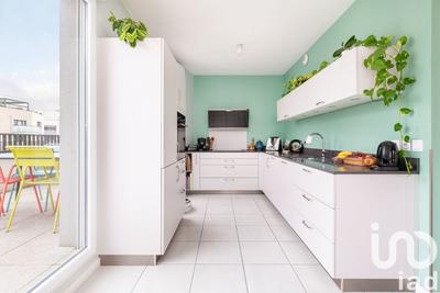 Appartement - 100 m² - 4 pièces