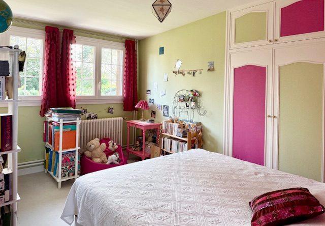 Maison - 157 m² - 7 pièces