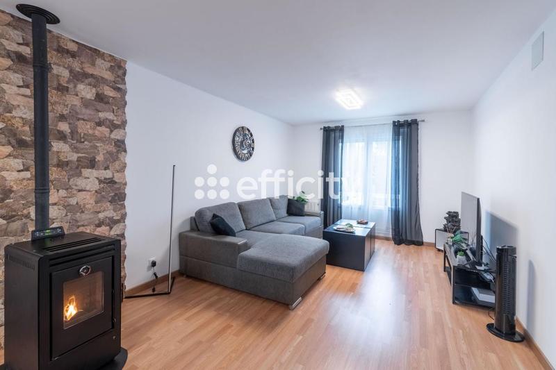 Pavillon - 100 m² - 5 pièces