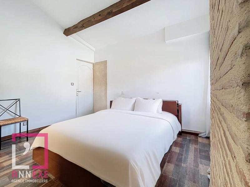 Maison ancienne - 240 m² - 6 pièces