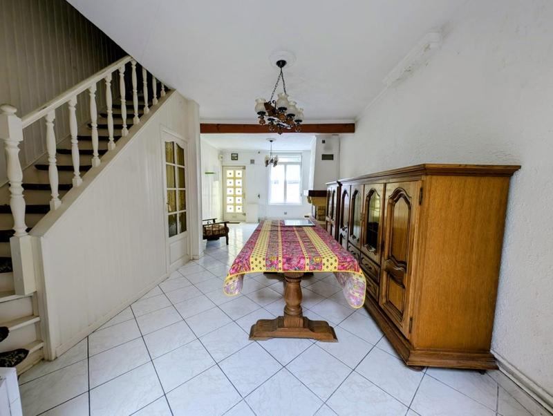 Maison - 80 m² - 5 pièces