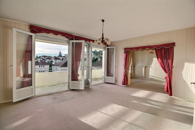 Appartement - 85 m² - 3 pièces