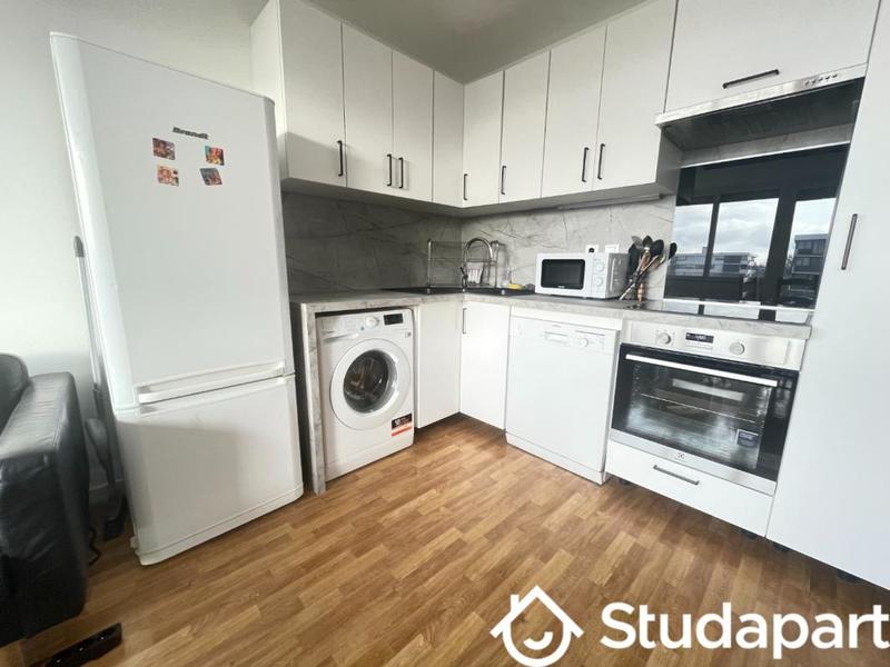 Chambre - 11 m² - 1 pièce