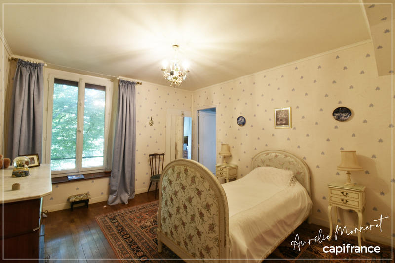 Maison bourgeoise - 220 m² - 8 pièces