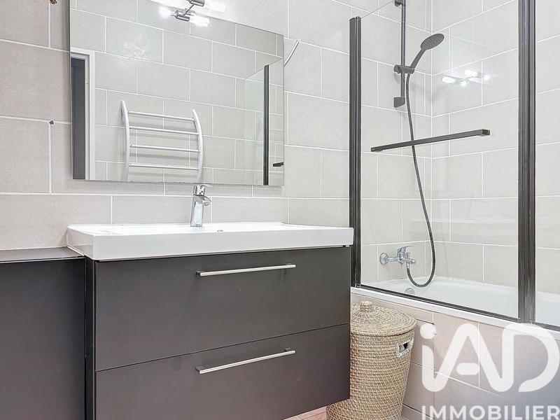 Appartement - 77 m² - 4 pièces