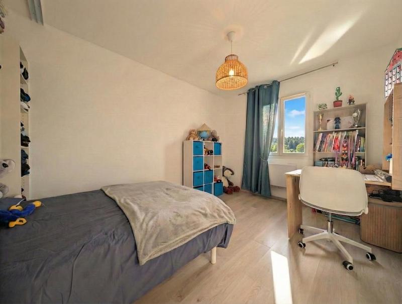 Pavillon - 110 m² - 5 pièces